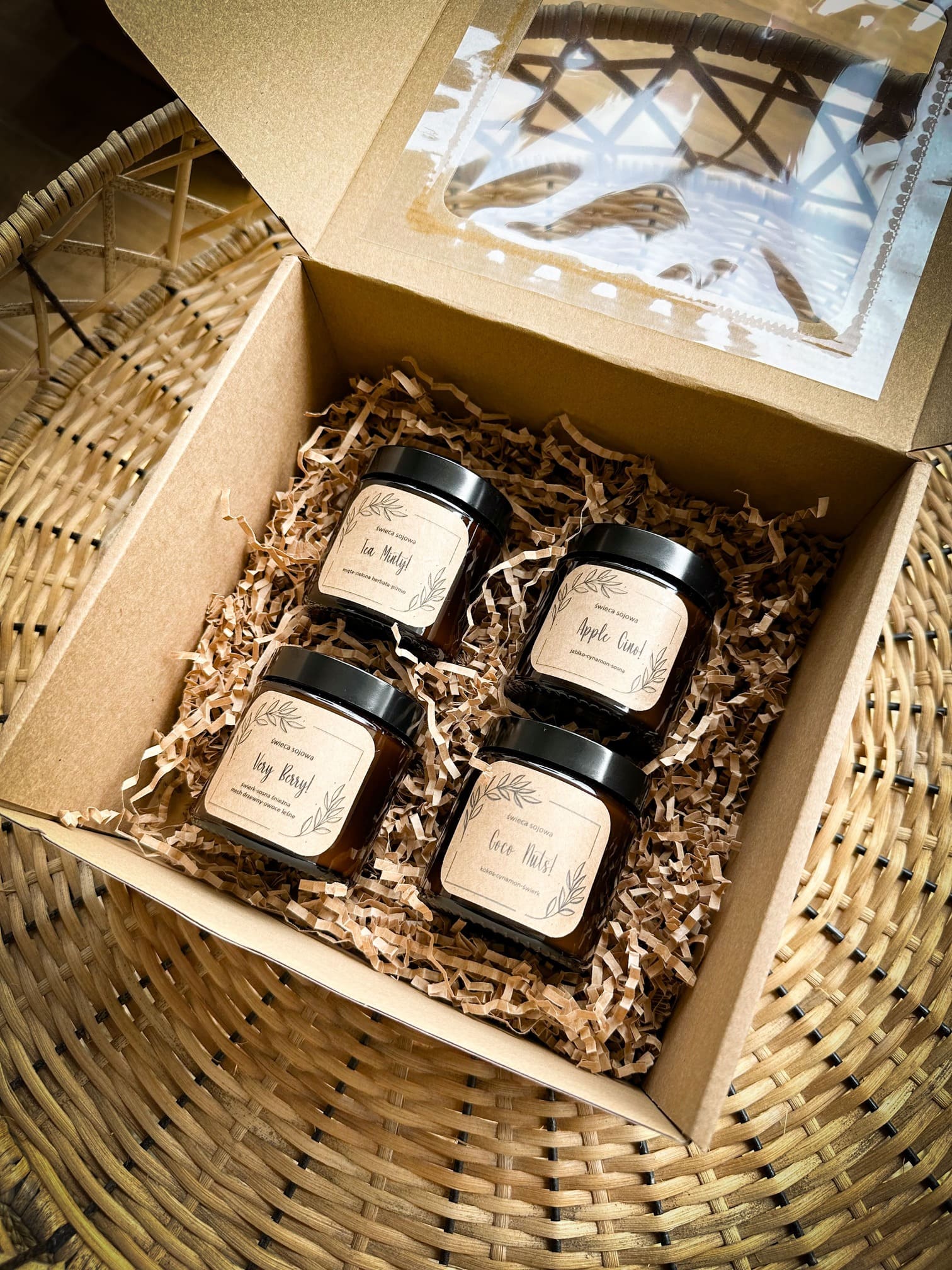 zestaw 4 zapachowych świec sojowych